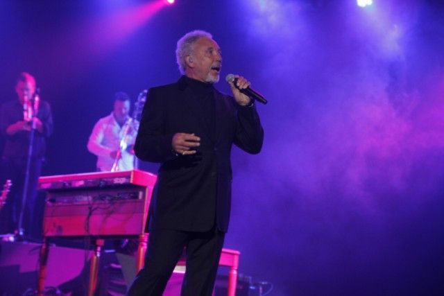Tom Jones
